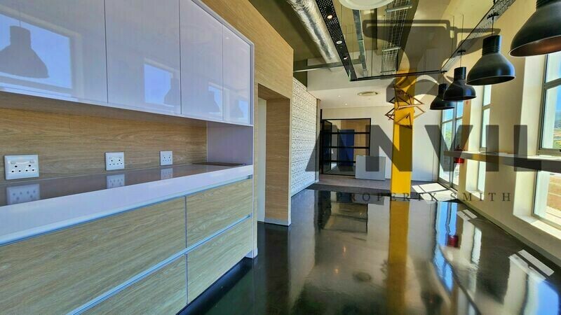 Cecilia Square - Unit 25 & 26 property image 25