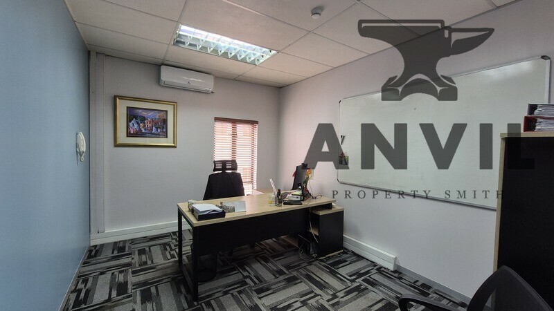 5 Regency Drive - C 1st FL RW property image 8