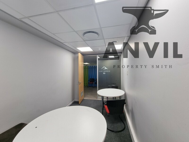 33 Bree & 30 Waterkant, Cape Town - 7th Floor property image 5