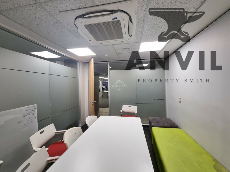 33 Bree & 30 Waterkant, Cape Town - 7th Floor property image 9