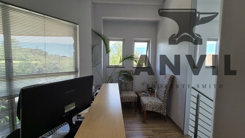 48 Sovereign - A 1st FL property image 2 48 Sovereign - A 1st FL property image 2