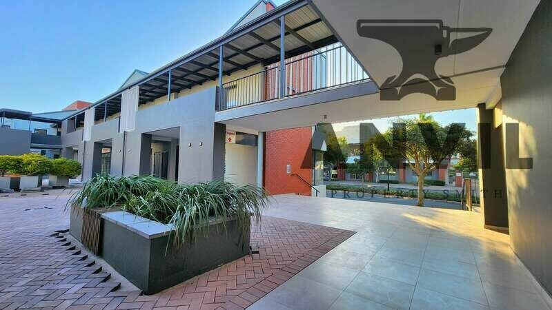 Manhattan Corner - Corner Unit property image 2