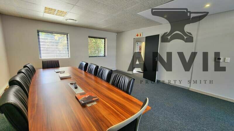 Manhattan Corner - Corner Unit property image 5