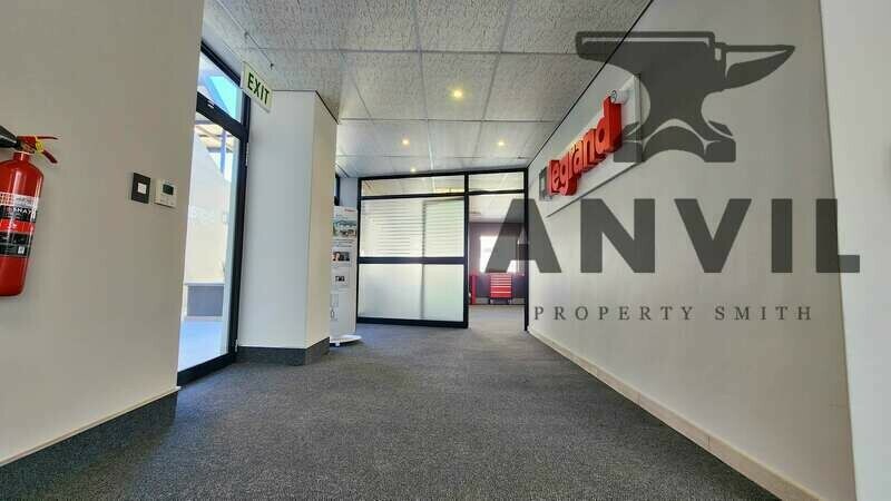 Manhattan Corner - Corner Unit property image 9