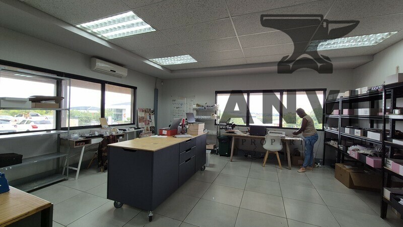 117 Sovereign Drive - GF front property image 4