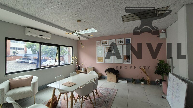 117 Sovereign Drive - GF front property image 13