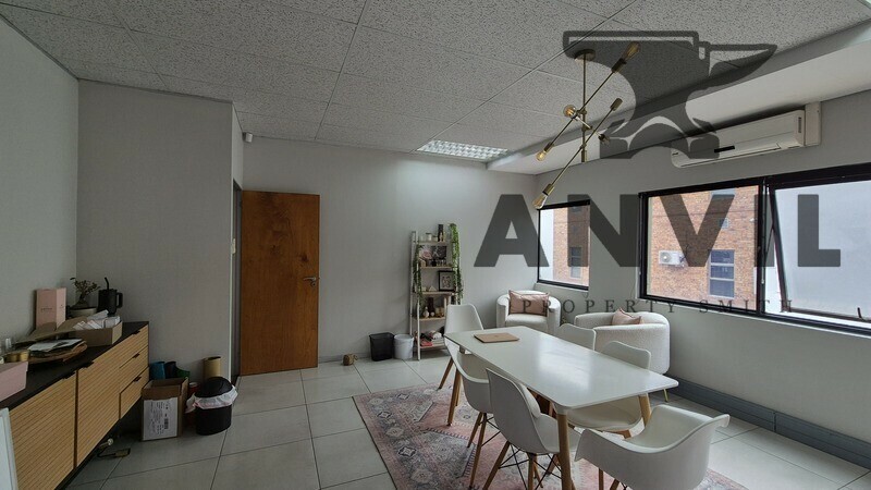 117 Sovereign Drive - GF front property image 14