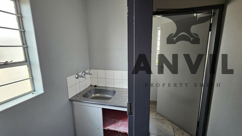 Perskor Park, Midrand - Unit 14 property image 5