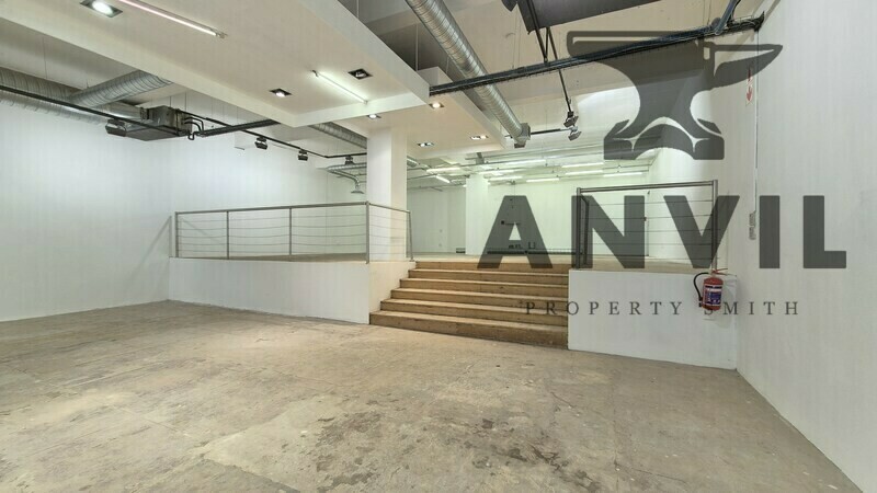 Bradlows Building - Bradlows Corner Shop property image 3