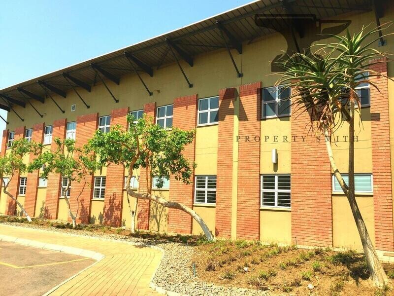 Silver Oaks Crossing, Silver Lakes, Pretoria  - LIFE MEDICAL FIRST FLOOR - Shop 45 property image 3