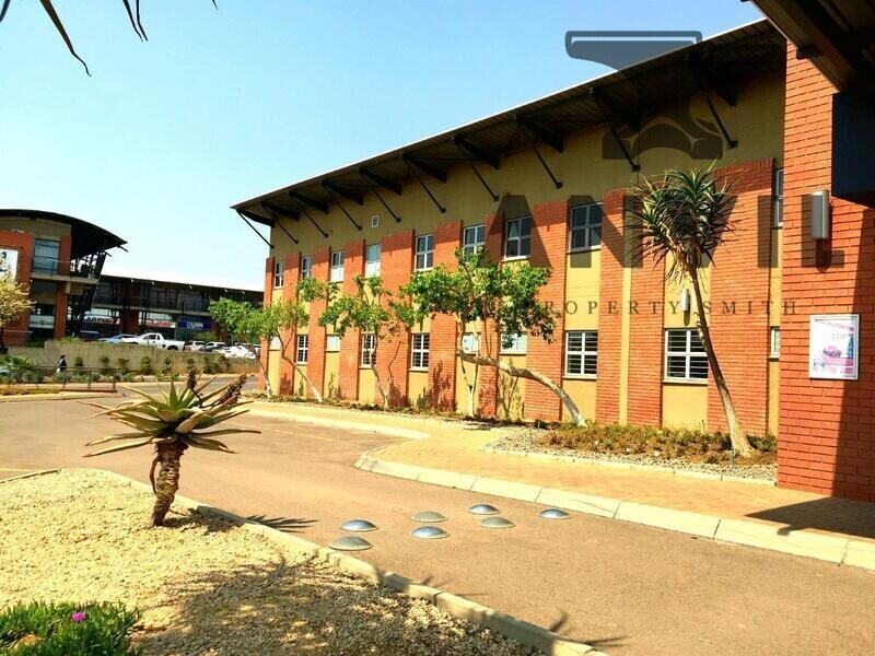 Silver Oaks Crossing, Silver Lakes, Pretoria  - LIFE MEDICAL FIRST FLOOR - Shop 45 property image 12