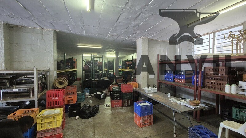 34 Cordova Cl - Entire Building  property image 16