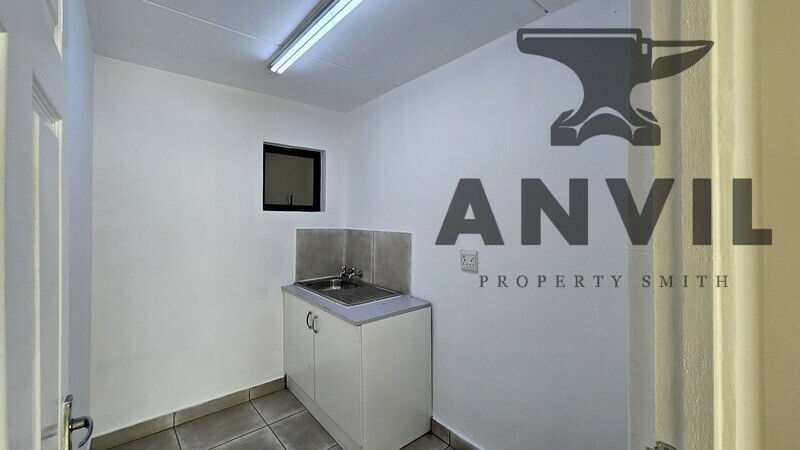 Nr2 - Gauteng Industrial park - Sub division of warehouse LHS property image 4