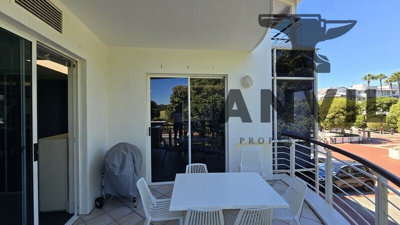 Nautica - The Waterclub, 3 Beach Road - 1st Floor Office property image 4