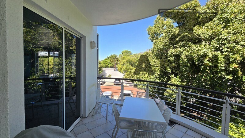 Nautica - The Waterclub, 3 Beach Road - 1st Floor Office property image 5