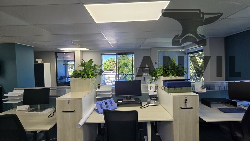 Nautica - The Waterclub, 3 Beach Road - 1st Floor Office property image 15