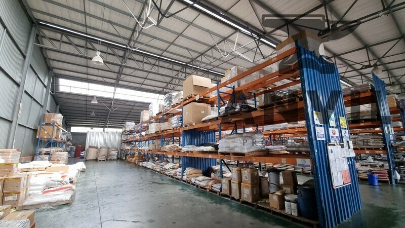 Corner  Essex Street and Koornhof Road , Meadowdale  - Standalone  property image 9