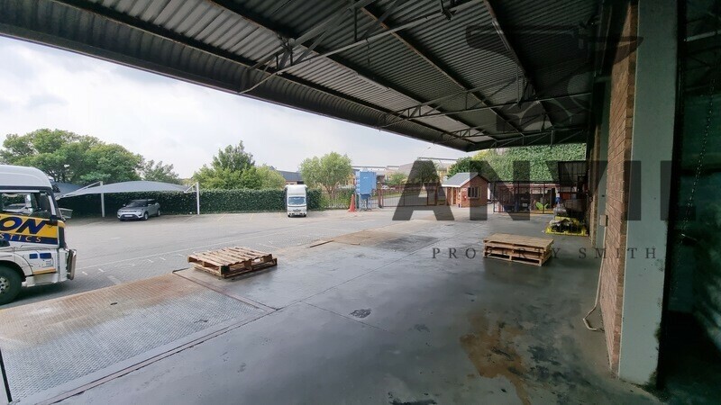 Corner  Essex Street and Koornhof Road , Meadowdale  - Standalone  property image 11