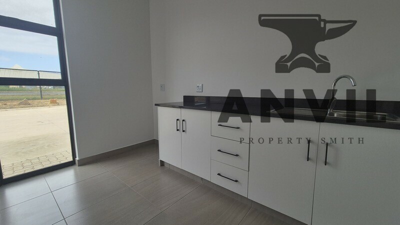 35 Hlawe Close - Warehouse A property image 10