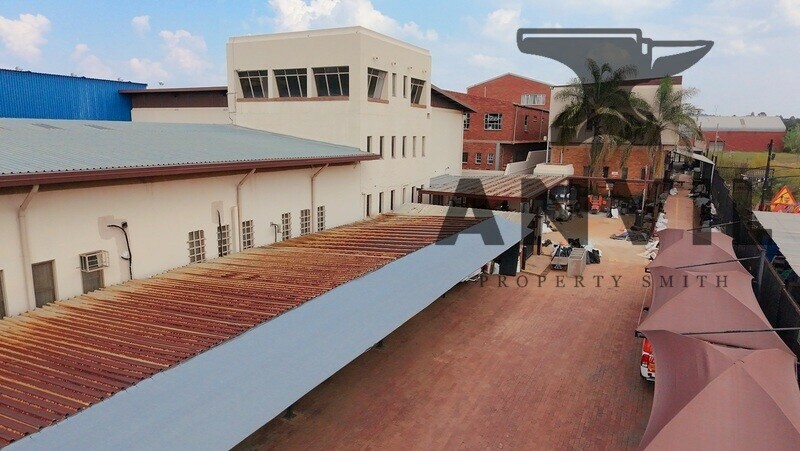 256 Brander Street - Whole Erf property image 4