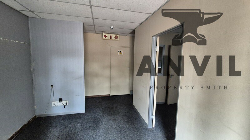 Parkfield Court, Hatfield, Pretoria - Unit - 1 ground floor property image 4