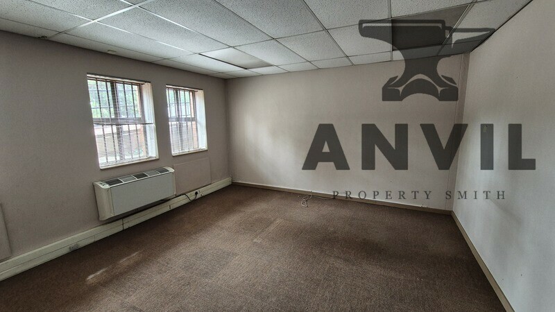 Parkfield Court, Hatfield, Pretoria - Unit 2 - Ground floor property image 5