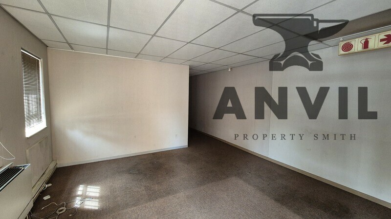 Parkfield Court, Hatfield, Pretoria - Unit 2 - Ground floor property image 3