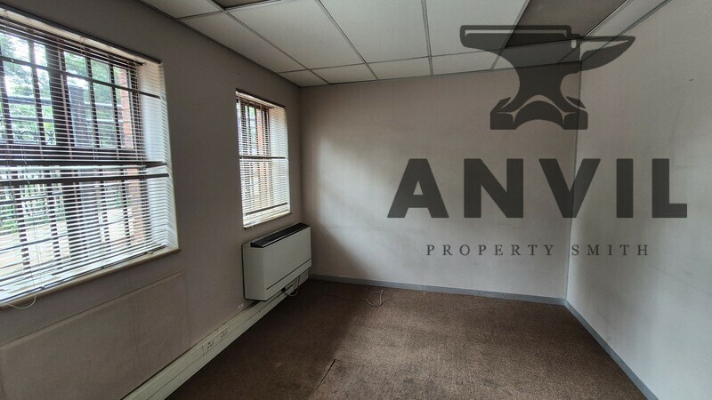 Parkfield Court, Hatfield, Pretoria - Unit 2 - Ground floor property image 11