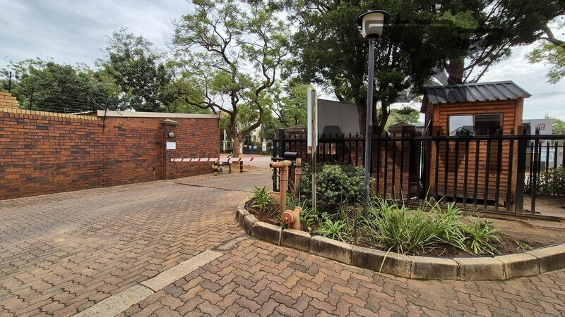 Parkfield Court, Hatfield, Pretoria - Unit 2 - Ground floor property image 15