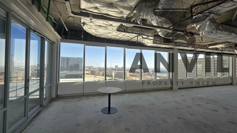 Convention Tower, Corner Heerengracht and Walter Sisulu Aveune - 12th Floor Suite property image 26