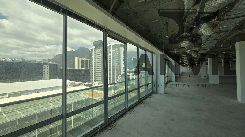 Convention Tower, Corner Heerengracht and Walter Sisulu Aveune - 12th Floor Suite property image 35