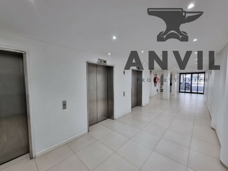 10 Christiaan Barnard - Building property image 17