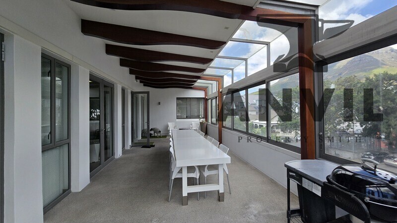 Theba Hosken House - 3rd Floor property image 4