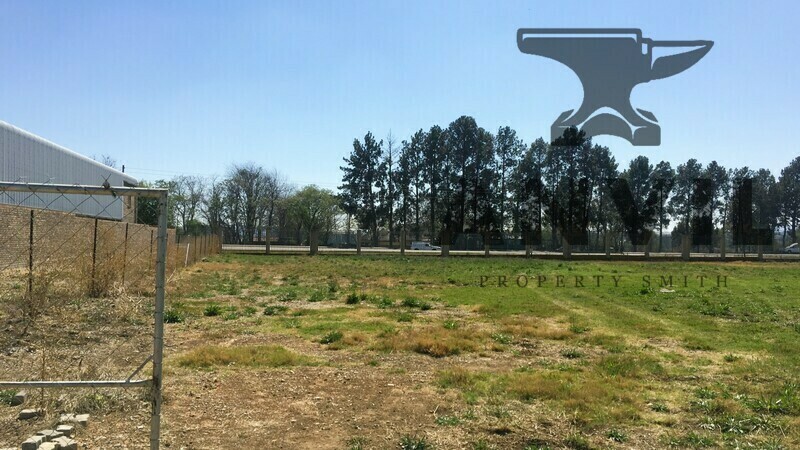 Vacant Stand N4 Gateway, Bosberg Close - Stand 449 property image 9