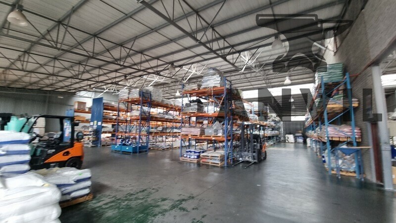 Corner  Essex Street and Koornhof Road , Meadowdale  - Standalone D  property image 4