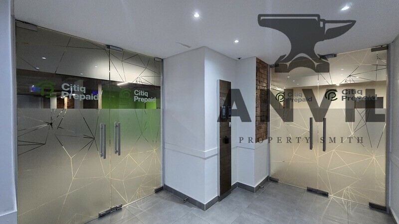 Sovereign Quays ,34 Somerset Road - 2nd Floor Foyer A property image 2