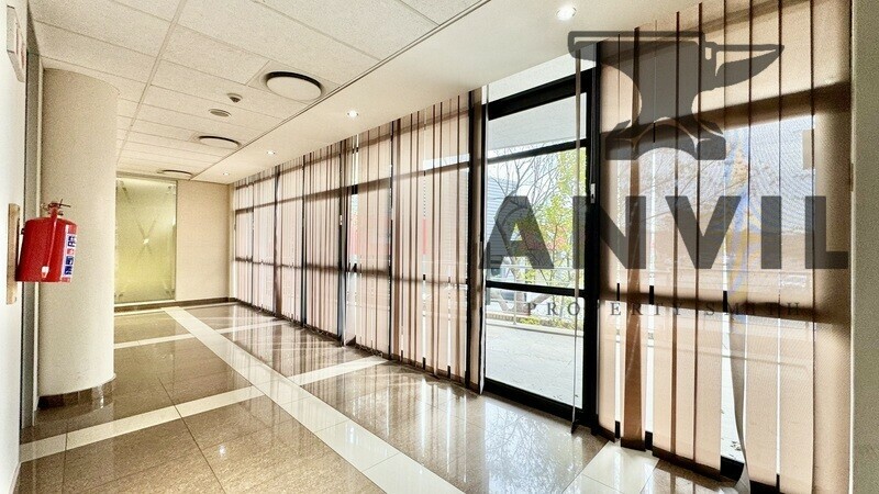 Corobay Corner Block B, Menlyn, Pretoria - Block B - GF Unit A Sub property image 16