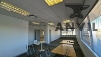 33 Fricker Road, Illovo  - 2nd FL property image 13
