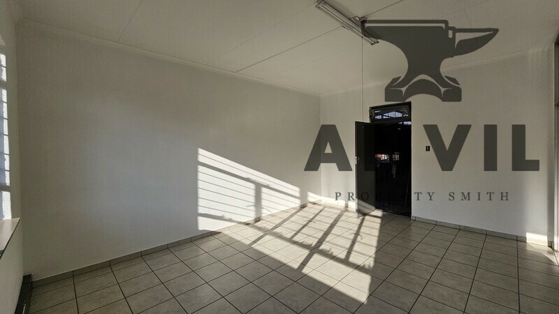 12 Axle Drive, Clayville Industrial, Olifantsfontein - Unit 2  property image 11