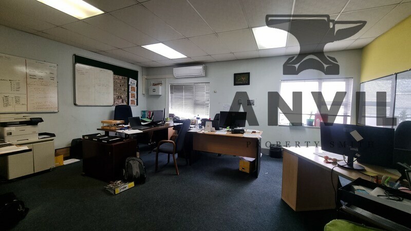 3 Madrid Road Airport Industria - Unit 1: 3200m²  property image 9