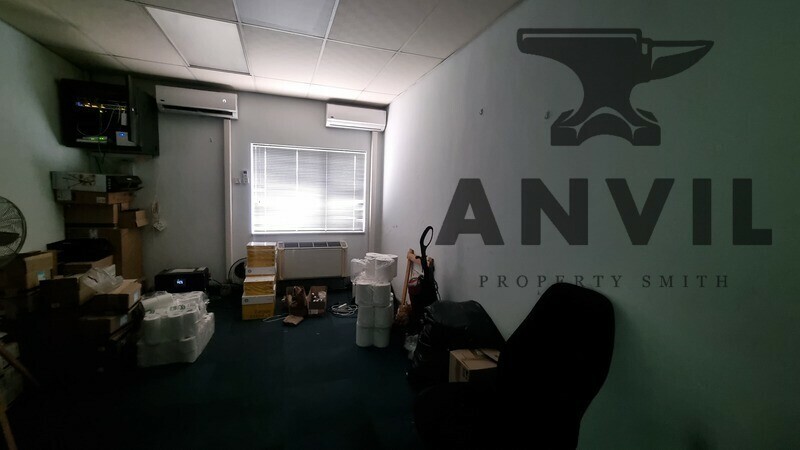 3 Madrid Road Airport Industria - Unit 1: 3200m²  property image 11