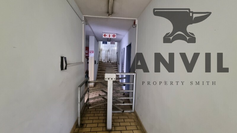 3 Madrid Road Airport Industria - Unit 1: 3200m²  property image 15