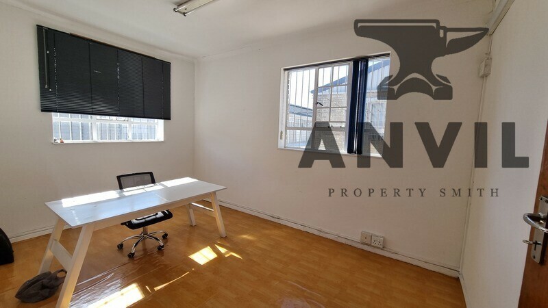 Losack Avenue Industrial Park - Unit 7 property image 8