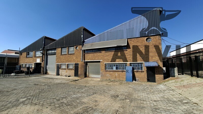 Unit 2 To let, Spyker Cres 