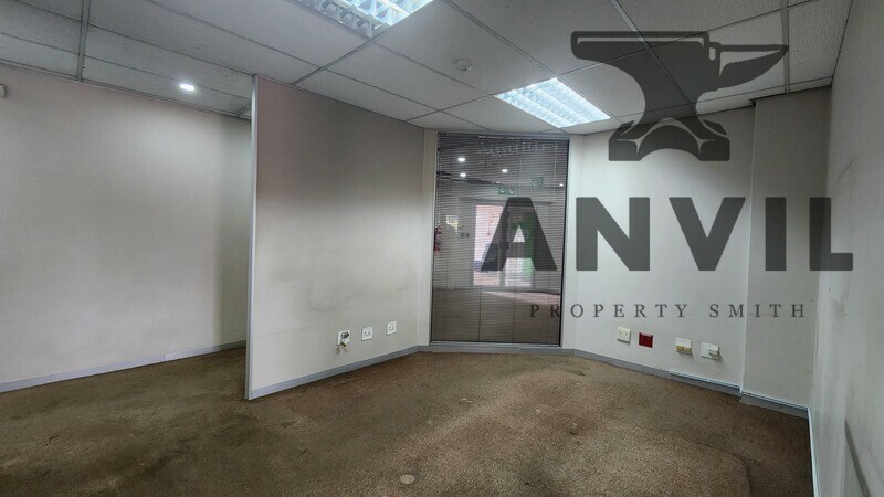 Harrogate Office Park. - sub tenant 3 - 227 property image 4