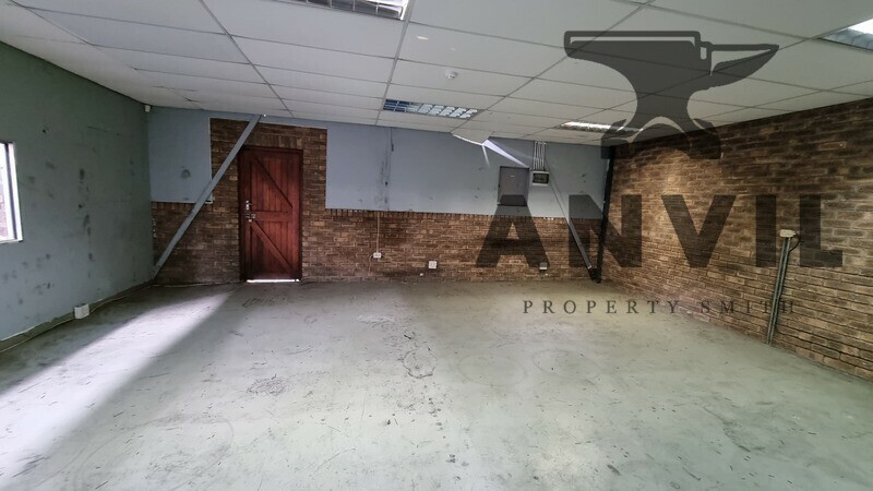 Alkin Park, 2 Montreal Drive, Airport Indutria - Unit 3 property image 7