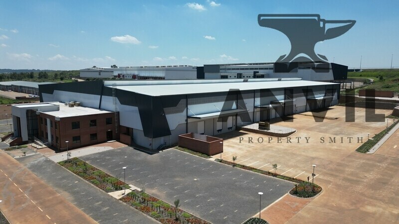 Explore Twenty One Industrial Park: Premium Warehousing in Olifantsfontein Twenty_One_Industrial_Olifantsfontein__2_.JPG