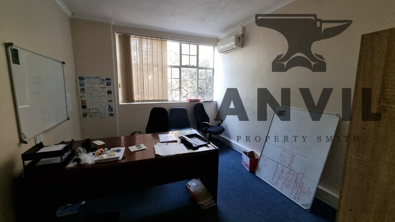 64 Industria Ring Road - Unit 8 property image 33