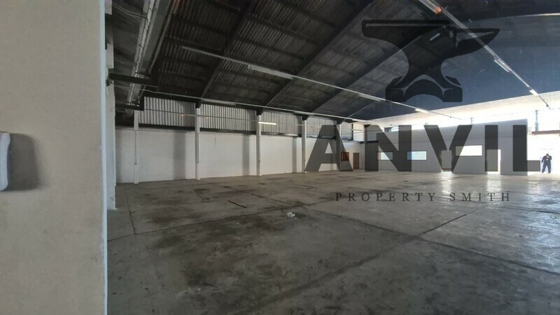 1140m² Unit