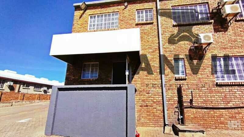 1006 Ergon Street, Lyttelton - Unit 14 - Sale property image 2